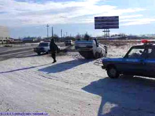 В Хакасии водитель опрокинул авто, уходя от столкновения (видео)